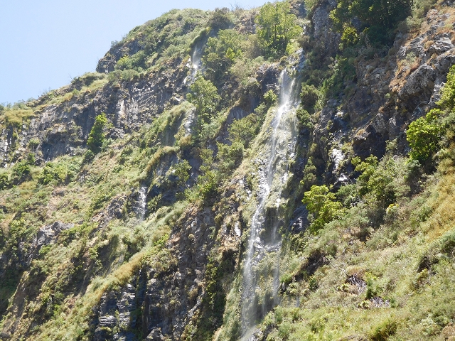 21.07.2015 Cascalho von Pedras, Levada das Rabaças und Lombo do Mouro — Im westlichen Cascalho-Kessel — Foto 17