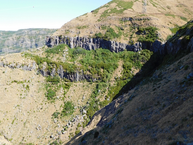 21.07.2015 Cascalho von Pedras, Levada das Rabaças und Lombo do Mouro — Von Pedras zum Einstieg in den Cascalho — Foto 8