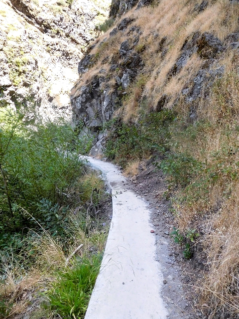 Levada do Cidrao — Auf der Levada zum Tunneleingang — Foto 2