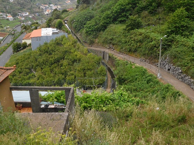 22.06.2016 Levada do Norte — Abstieg zur Levada do Norte — Foto 18