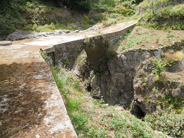 22.06.2016 Levada do Norte — Ab- und Aufstieg zur Ribeira da Caixa und zurück zum Ausgangspunkt — Foto 12