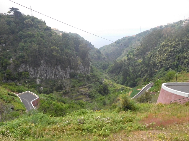 22.06.2016 Levada do Norte — Aufstieg nach Jardim da Serra — Foto 13