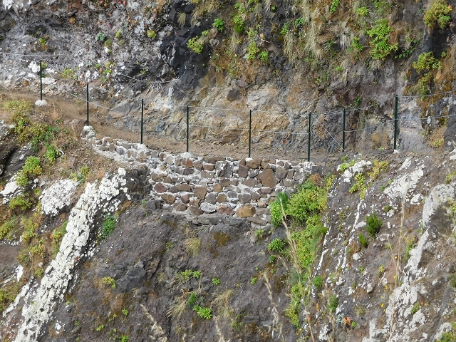 23 June 2016 Canical - Boca do Risco — On the north-coast path to Espigao Amarelo and back — photo 32