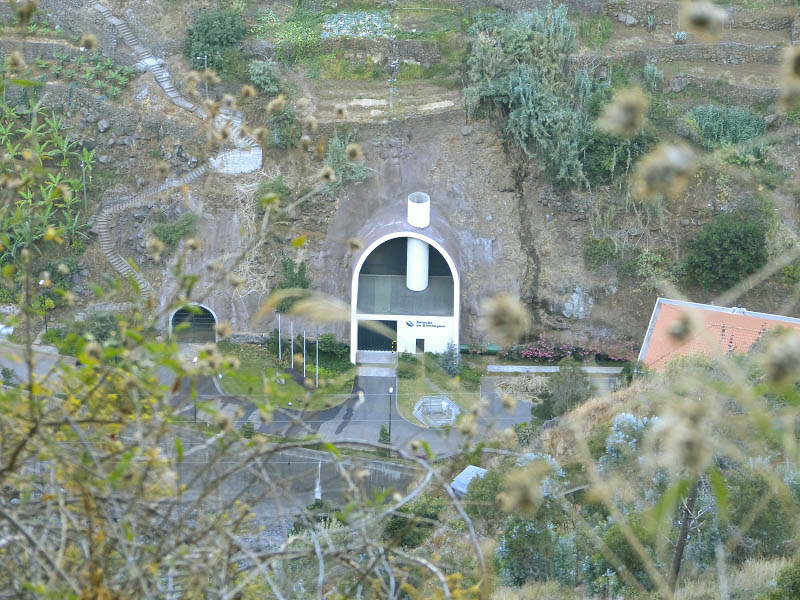 23 July 2013 Levada do Curral e Castelejo — From Lombo dos Tres Paus to Casa Perreira — photo 2
