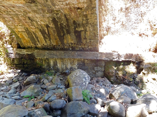 23 July 2015 4 Levadas around Aguas Mansas — Descent on the Levada da Morena as far as the Levada dos Tornos — photo 5