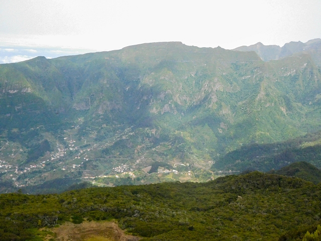 13 August 2017 The great tunnel-rat diploma: From the Madre of the Levada do Norte to the gravel track from Ginjas to Estanquinhos — On the gravel track as far as Estanquinhos — photo 6