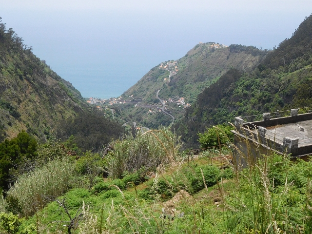 24.06.2016 Levada Nova — Abstieg und östliche Bachpassage — Foto 3