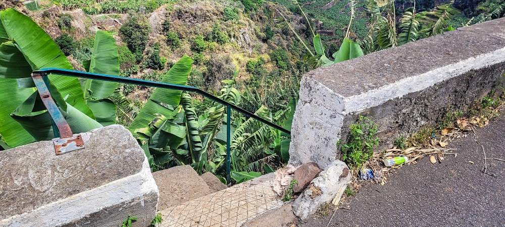 Levada das Voltinhas — Endast unterhalb der ER222 — Foto 2