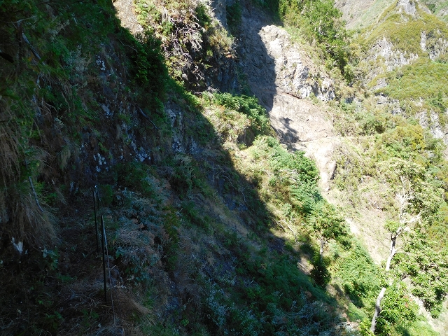 24.07.2015 Balcoes Levada do Juncal Levada Nova do Juncal — Vom ersten zum zweiten Erdrutsch — Foto 11