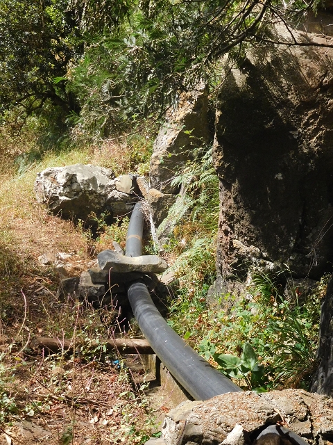 25.06.2016 Levada de Machico Teil 2 — Rohrpassage und defekte Wandpassage — Foto 2