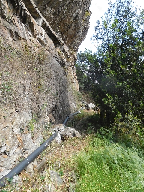 25.06.2016 Levada de Machico Teil 2 — Rohrpassage und defekte Wandpassage — Foto 9