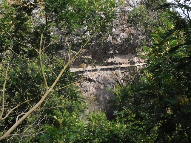 25.06.2016 Levada de Machico Teil 2 — Rohrpassage und defekte Wandpassage — Foto 15