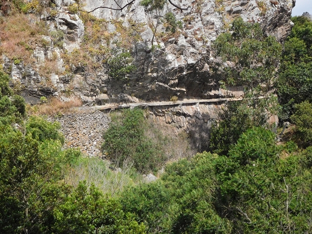 25.06.2016 Levada de Machico Teil 2 — Rohrpassage und defekte Wandpassage — Foto 17