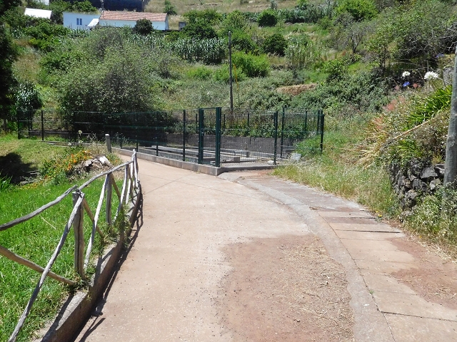 25 June 2016 Levada dos Tornos — From the ER-206 as far as Pico de Gaula — photo 2