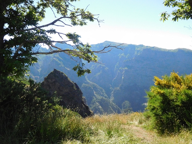 26 June 2016 Curral circuit — Ascent from Faja Escura to Boca de Cerro — photo 30