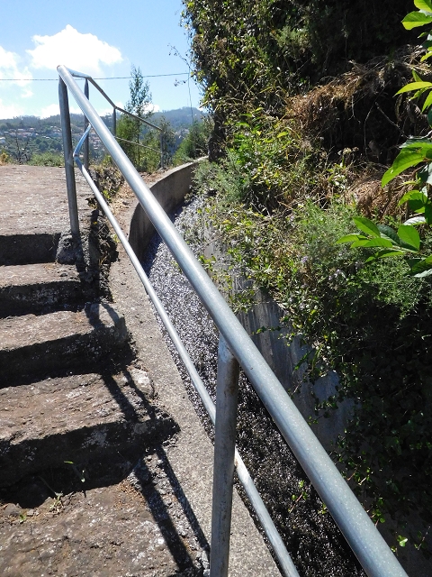 25.06.2016 Levada do Pico das Eiroses — Zurück zur ER-206 — Foto 3