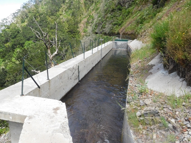 Levada da Serra do Faial — Neubauten seit 2013 — Foto 2