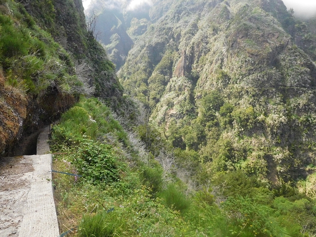 Levada da Serra do Faial — Neubauten seit 2013 — Foto 3