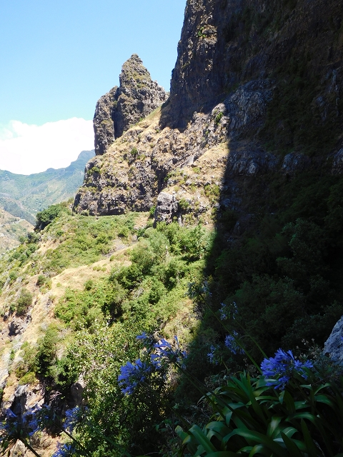 29 de julho de 2015 Levada do Norte de Serra de Agua a Espigao — Por mais dois túneis até à grande garganta — foto 21
