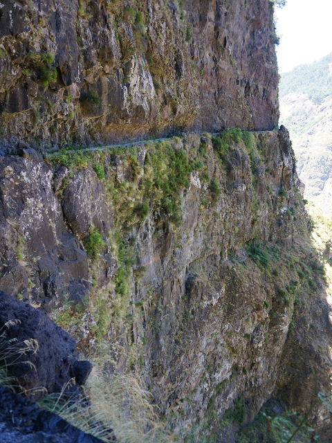 29 de julho de 2015 Levada do Norte de Serra de Agua a Espigao — A grande garganta — foto 15