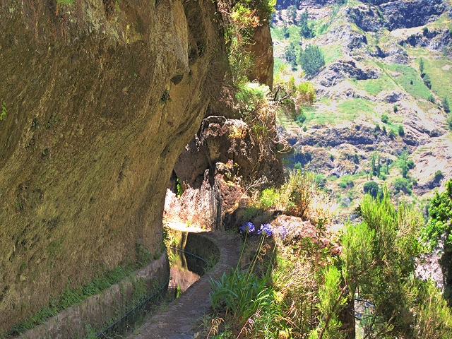 29 de julho de 2015 Levada do Norte de Serra de Agua a Espigao — Seguindo até ao túnel de Espigao — foto 20