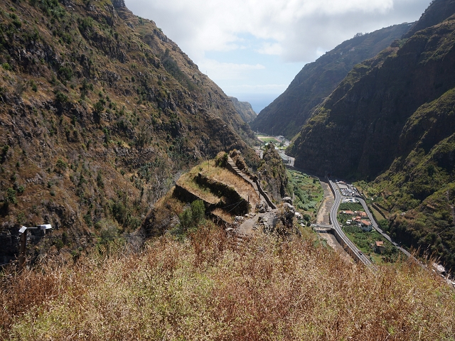 29 de julho de 2015 Levada do Norte de Serra de Agua a Espigao — Descida para Meia Legua — foto 5