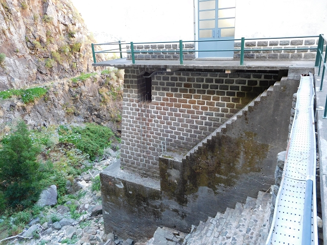 29 de julho de 2015 Levada do Norte de Serra de Agua a Espigao — Da central até à Ribeira do Poco — foto 6