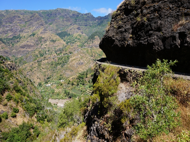29 de julho de 2015 Levada do Norte de Serra de Agua a Espigao — Seguindo até ao 5.º túnel — foto 18
