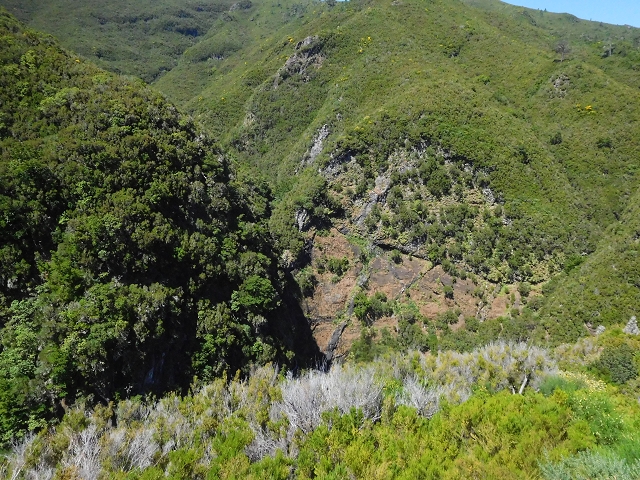 30 June 2016 Rabacal 2016 — Descent to the Rocha Vermelha — photo 2