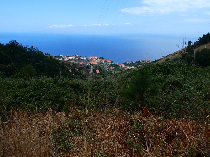 30 June 2018 A warm-up loop on the Caniço Trail around Assomada — On up, then traverse west to the northern side branch of the Levada dos Zimbreiros — photo 3