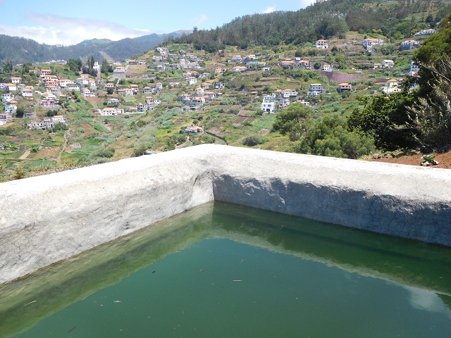 30 July 2015 Calhau da Lapa — Across the road and the fields to the Levada do Norte — photo 10