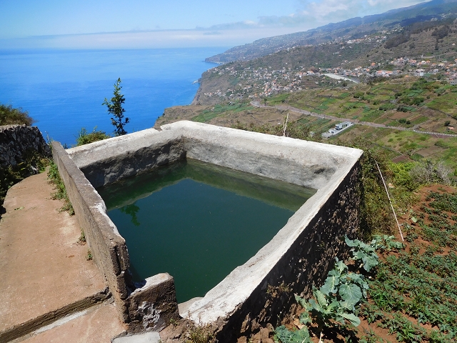 30 July 2015 Calhau da Lapa — Across the road and the fields to the Levada do Norte — photo 11