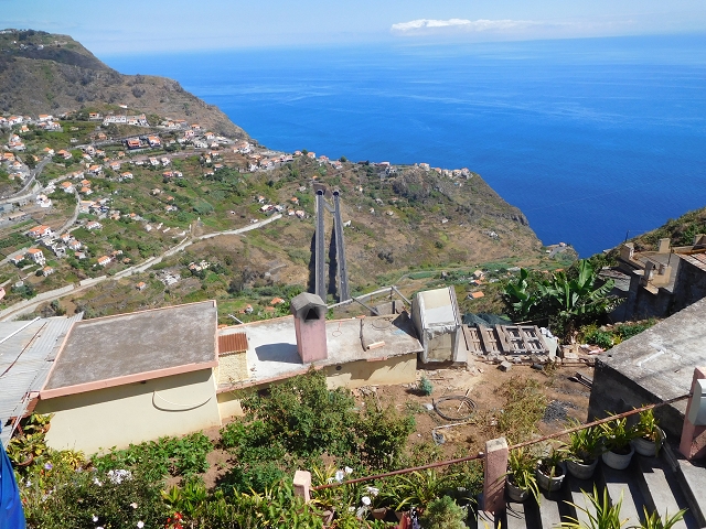30 July 2015 Calhau da Lapa — Descent to Campanario — photo 9
