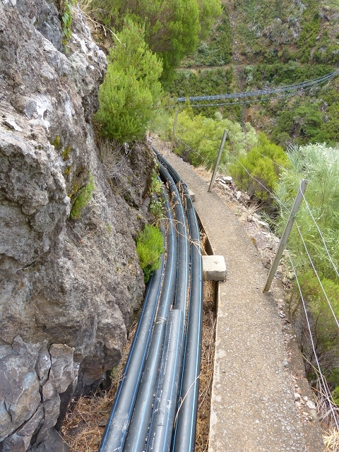 Levada das Rabacas — : Bis zum ersten kessel 2013 — photo 9