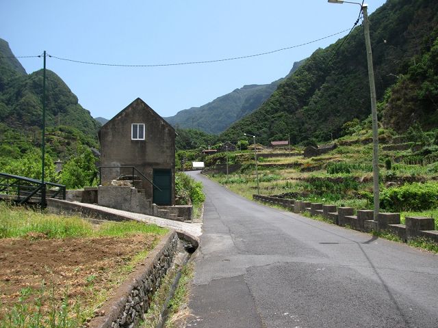 Levada do Chão da Ribeira —  — photo 1