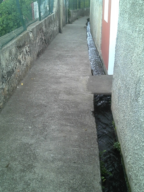 Levada do Pico do Arvoredo — Aktueller Verlauf der Levada da Azenha — Foto 33