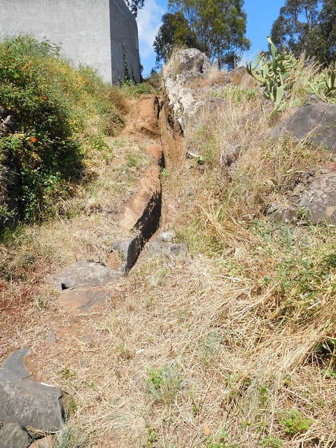 Levada do Pico do Arvoredo — Der alte Levadaverlauf der Levada da Azenha — Foto 6