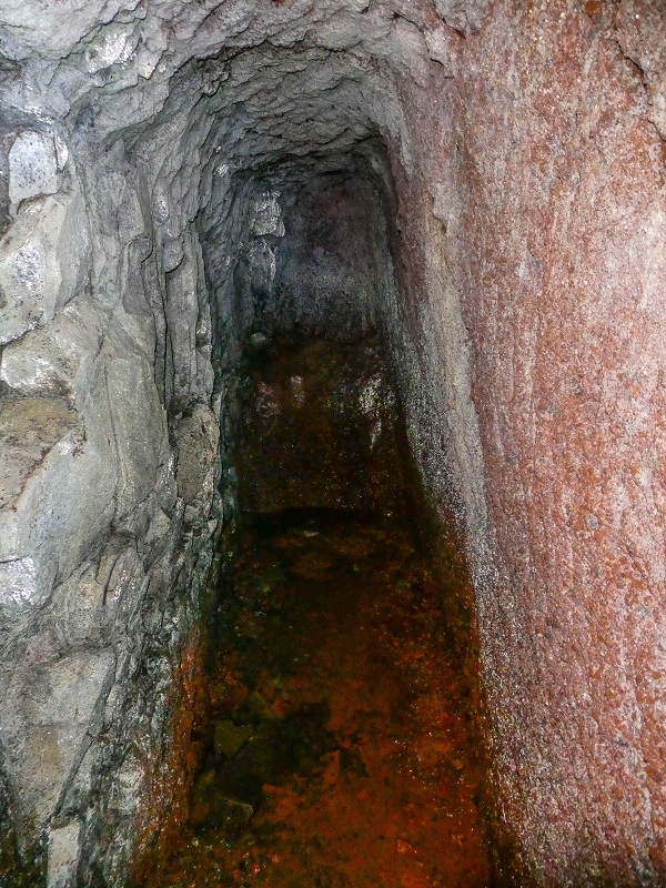 Levada do Posto Aquicola do Ribeiro Frio — Side levada 2 to the first longer tunnel — photo 4