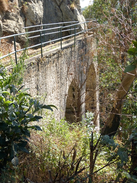 Levada dos Piornais — Os túneis de galeria — foto 1