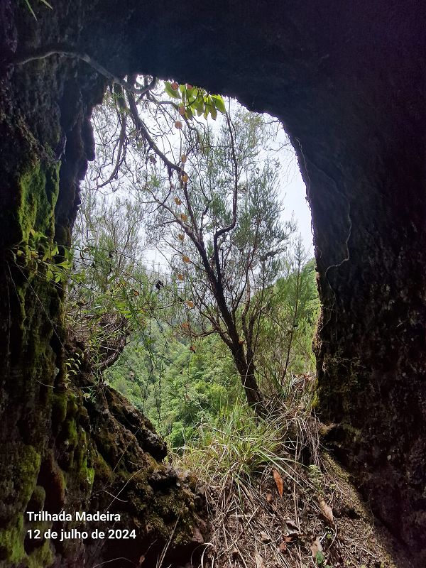 Levadinha Joao de Deus — On through further gallery tunnels — photo 3